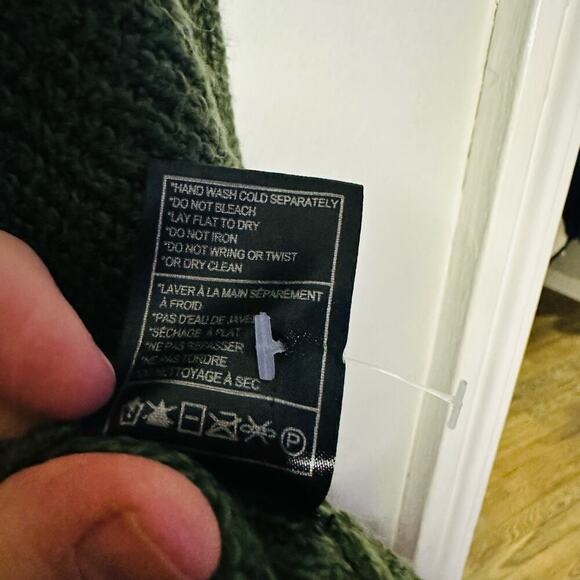 BB Dakota x Steve Madden Sochi Mossy Green Balloon Sleeve Sweater Size L - Picture 10 of 10